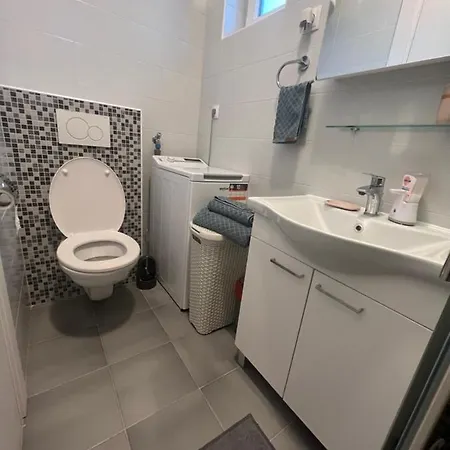 Ivana Apartment *